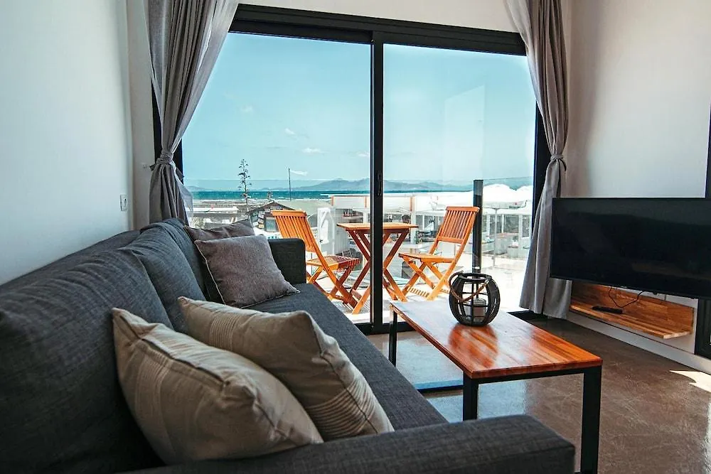Apartamentos Punta Elena Beach-1